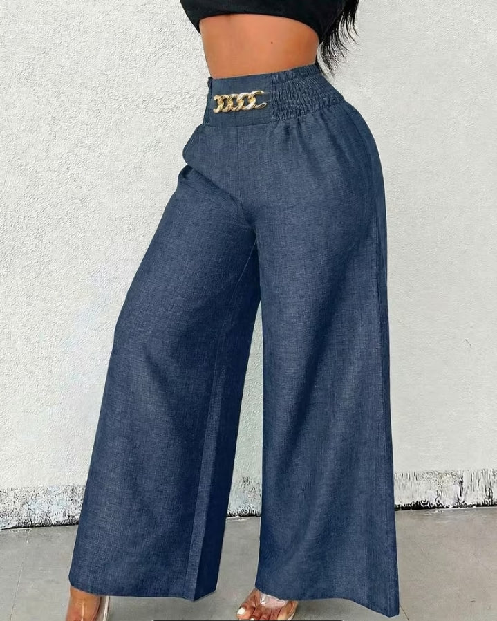 Chic Chain-Accent Wide-Leg Trousers